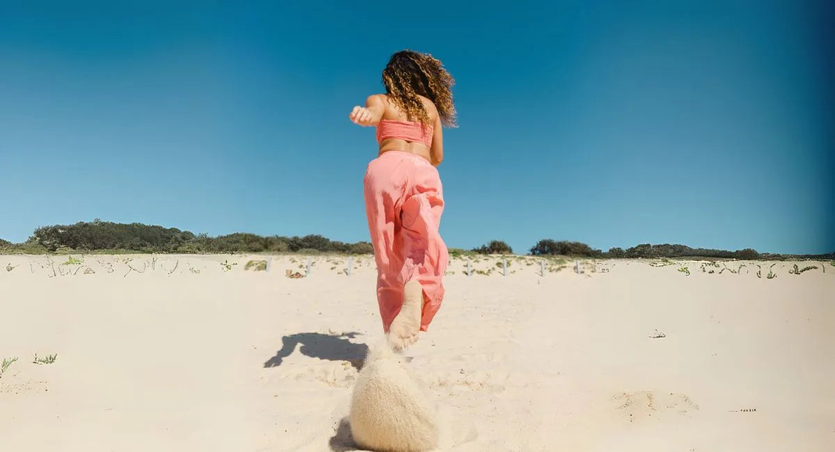 Say Goodbye to Static Hair: How Suntied’s UV Protect + Repair Leave-In Conditioner Tames Frizz and Flyaways Naturally